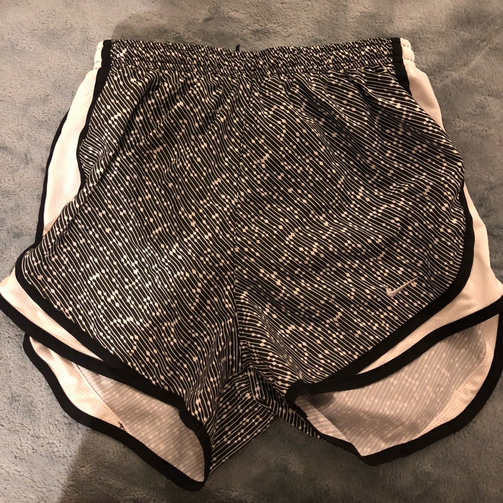 Nike black and white shorts